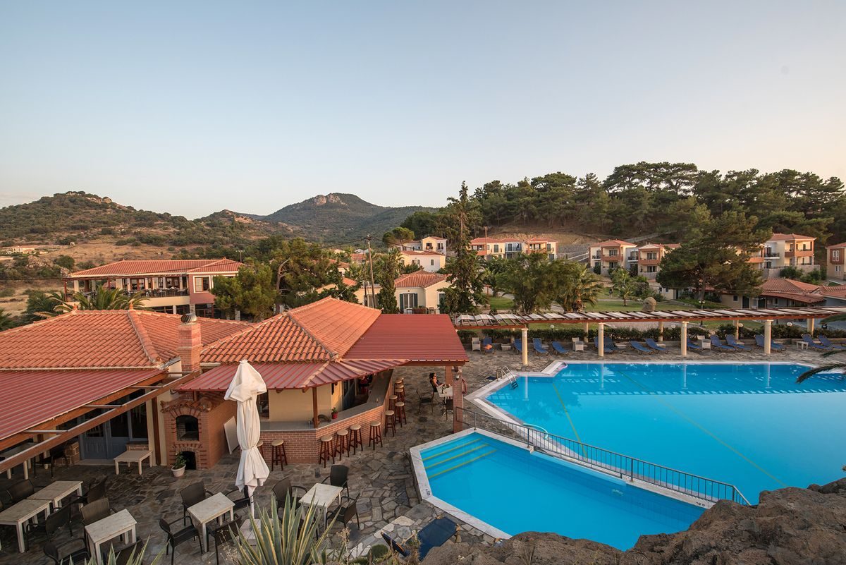 Alma Luxury Resort Hotel