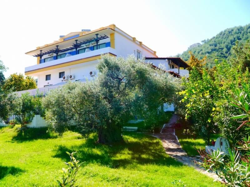 Blue Bay Beach Hotel