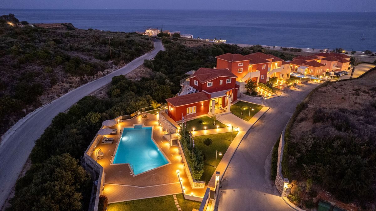 Crystal Palace Resort