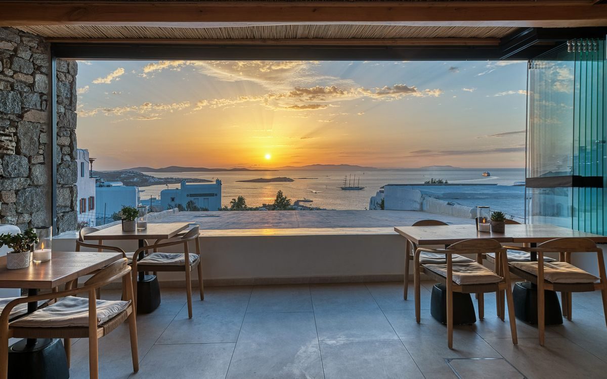 Damianos Hotel