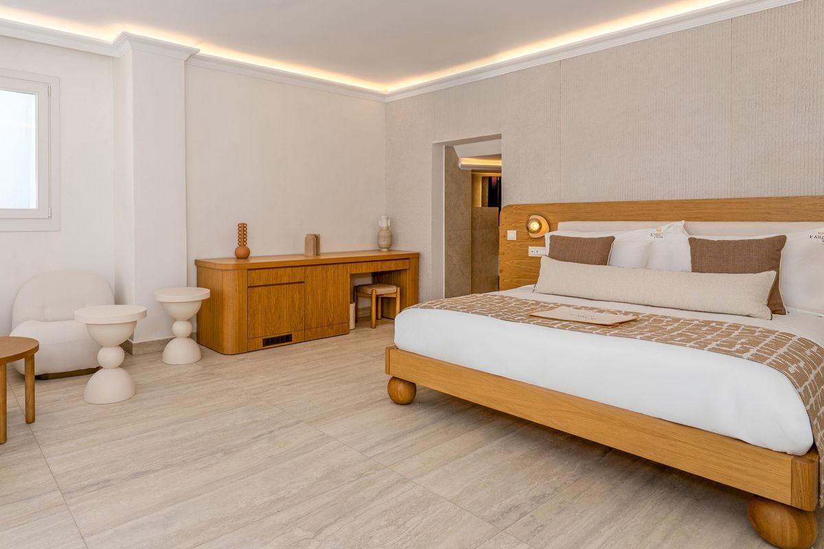 Kallos of Mykonos