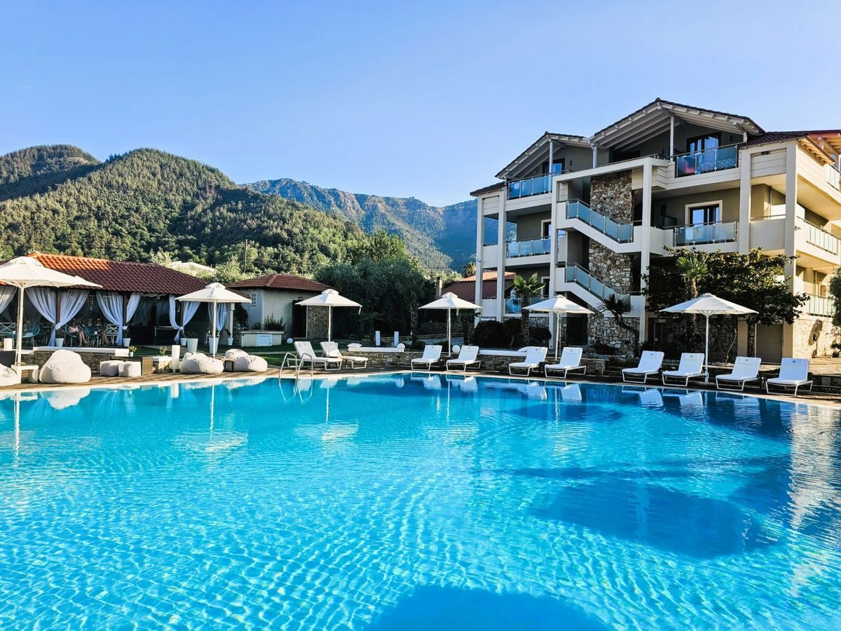 Korina Hotel