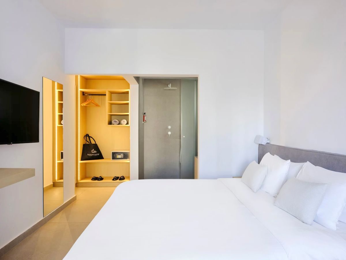 Kosmoplaz Beach Hotel & Resort