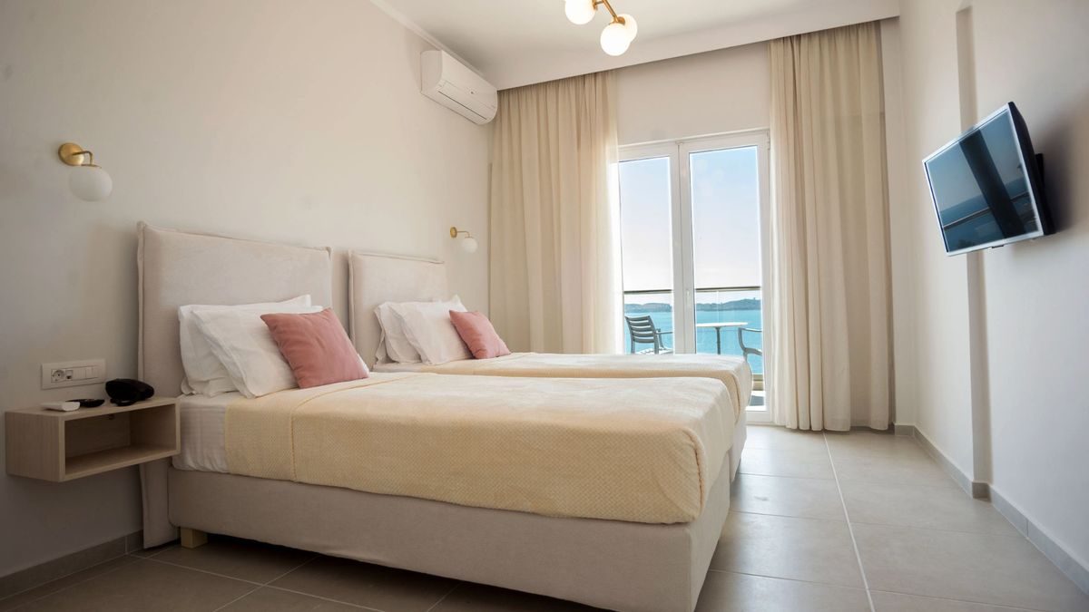 Hotel Limanaki
