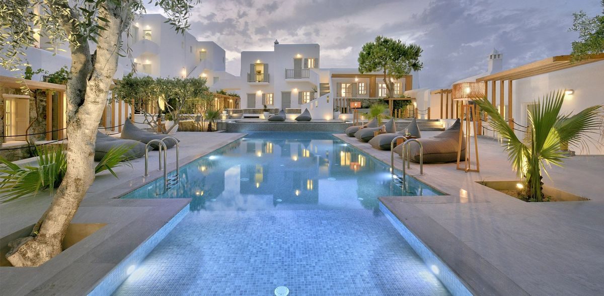 Petinos Hotel