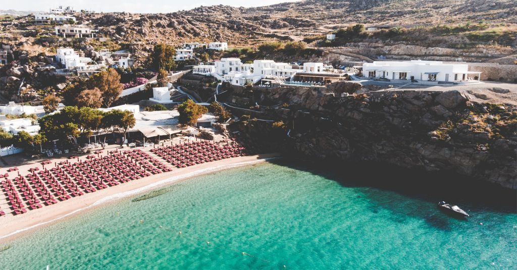 Super Paradise Suites