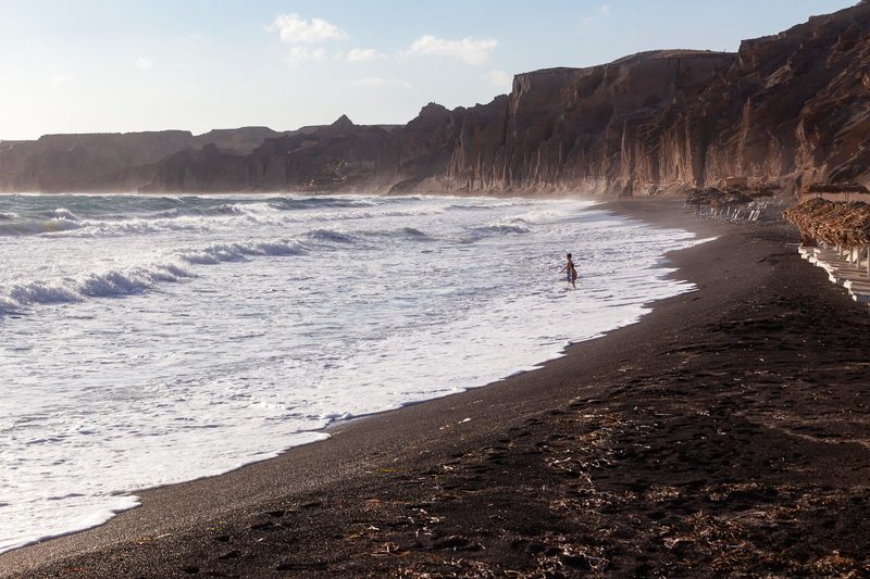 vlychada strand santorini